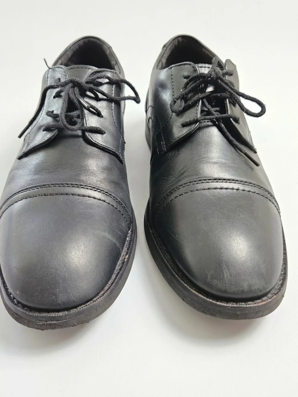 Clarks Black Leather Cap Toe Oxford Shoes